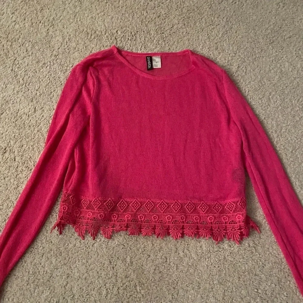 Pink Lightweight‎ Blouse with Lace Details